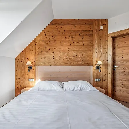 Deluxe With Mountain View In Kukucka *