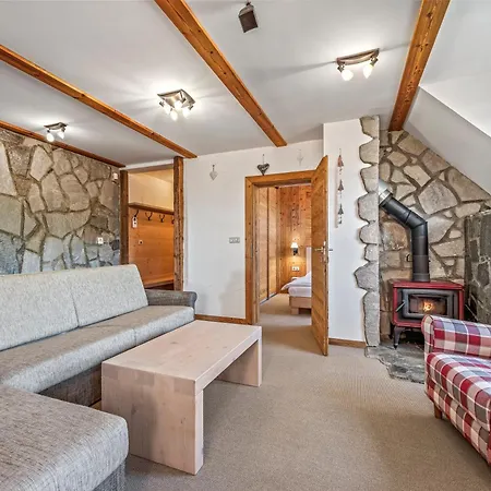 Deluxe With Mountain View In Kukucka